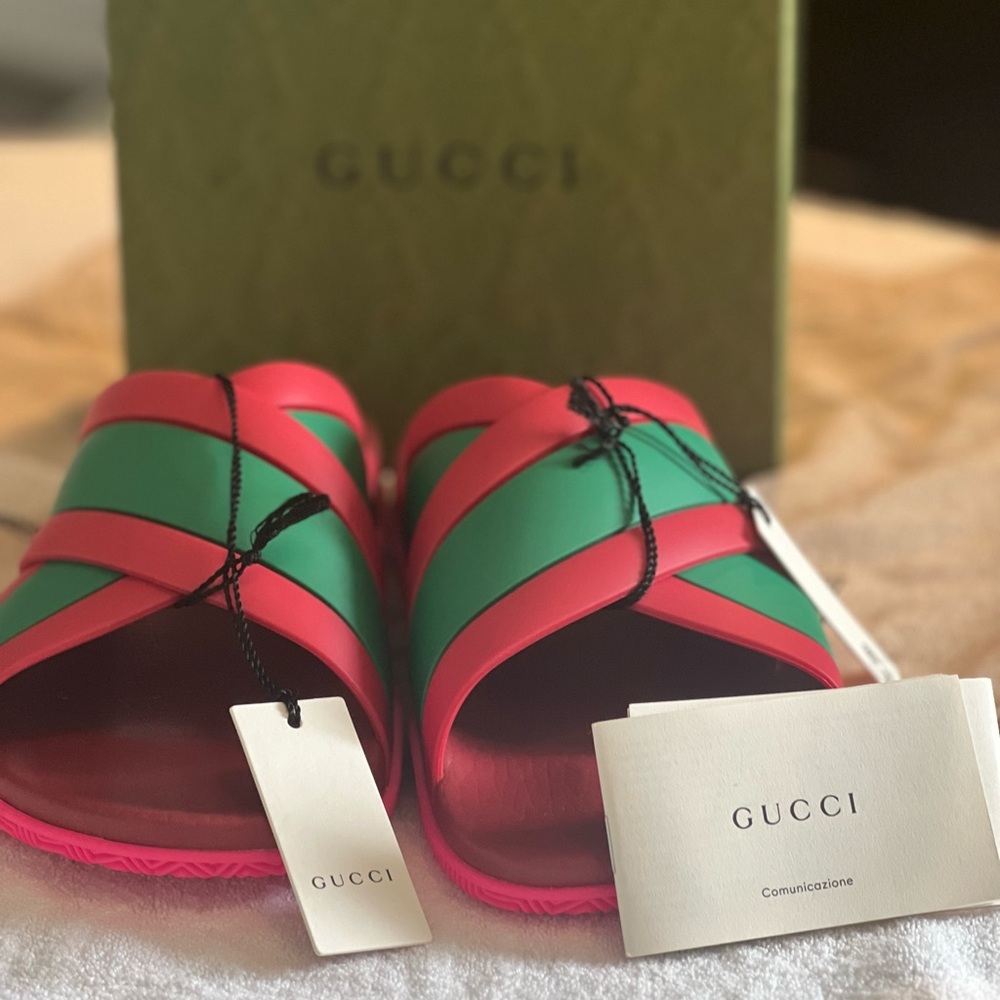 Gucci Green and Pink Sandals **HOT HOT HOT**